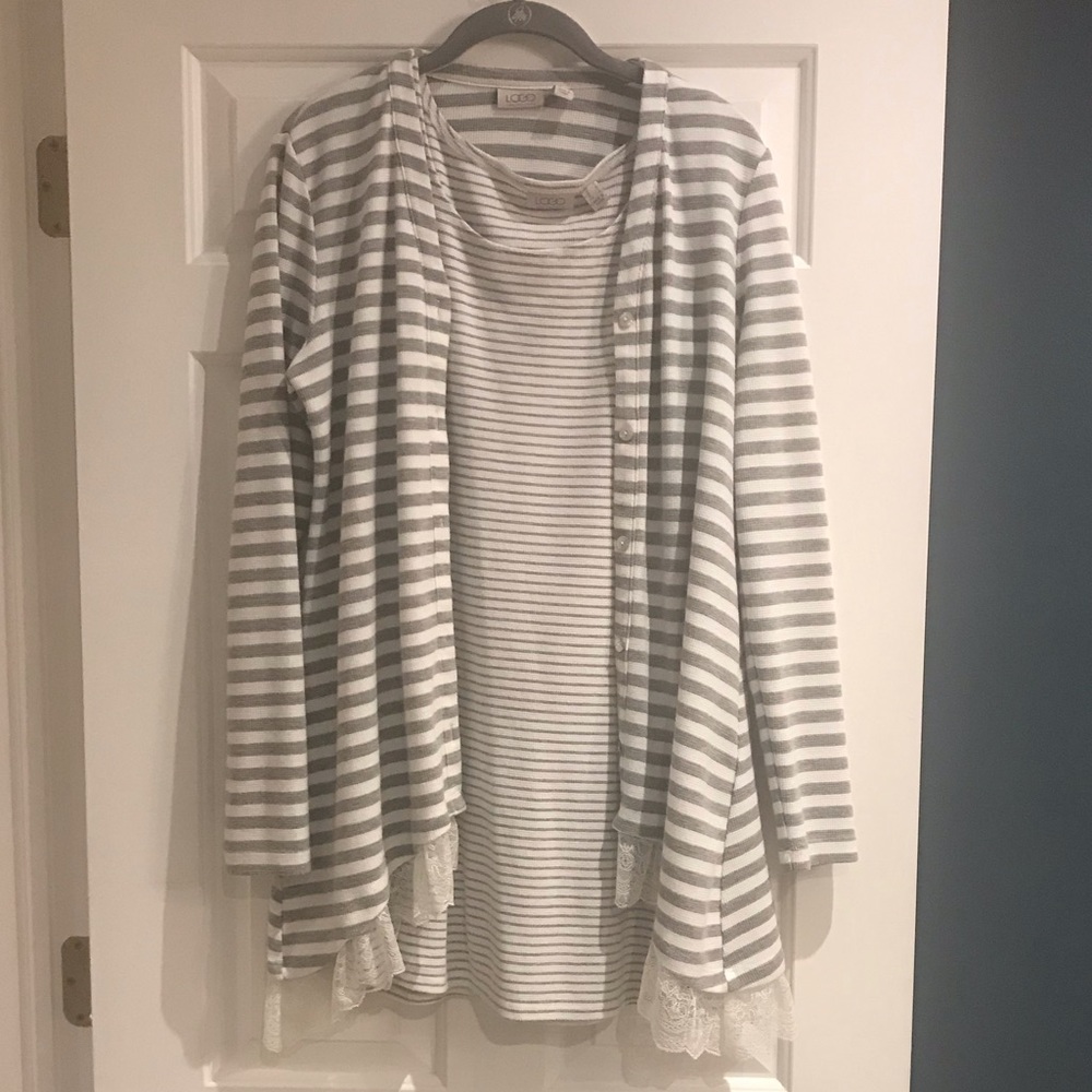 Tank and cardigan set with lace details.